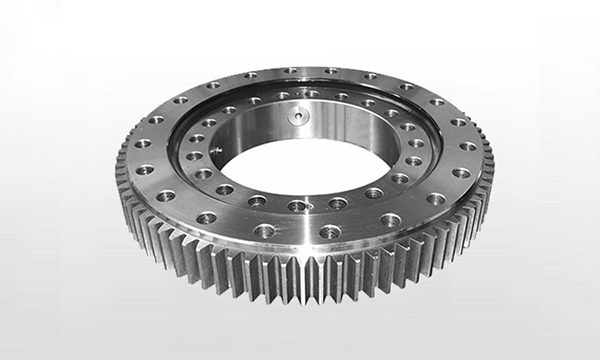 影響回轉(zhuǎn)支承壽命的因素有哪些?在使用過(guò)程需要注意什么? 影響回轉(zhuǎn)支承壽命的因素有哪些?在使用過(guò)程需要注意什么?